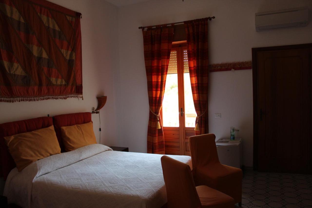 Villa Pedaci B&B Santa Maria di Leuca Esterno foto